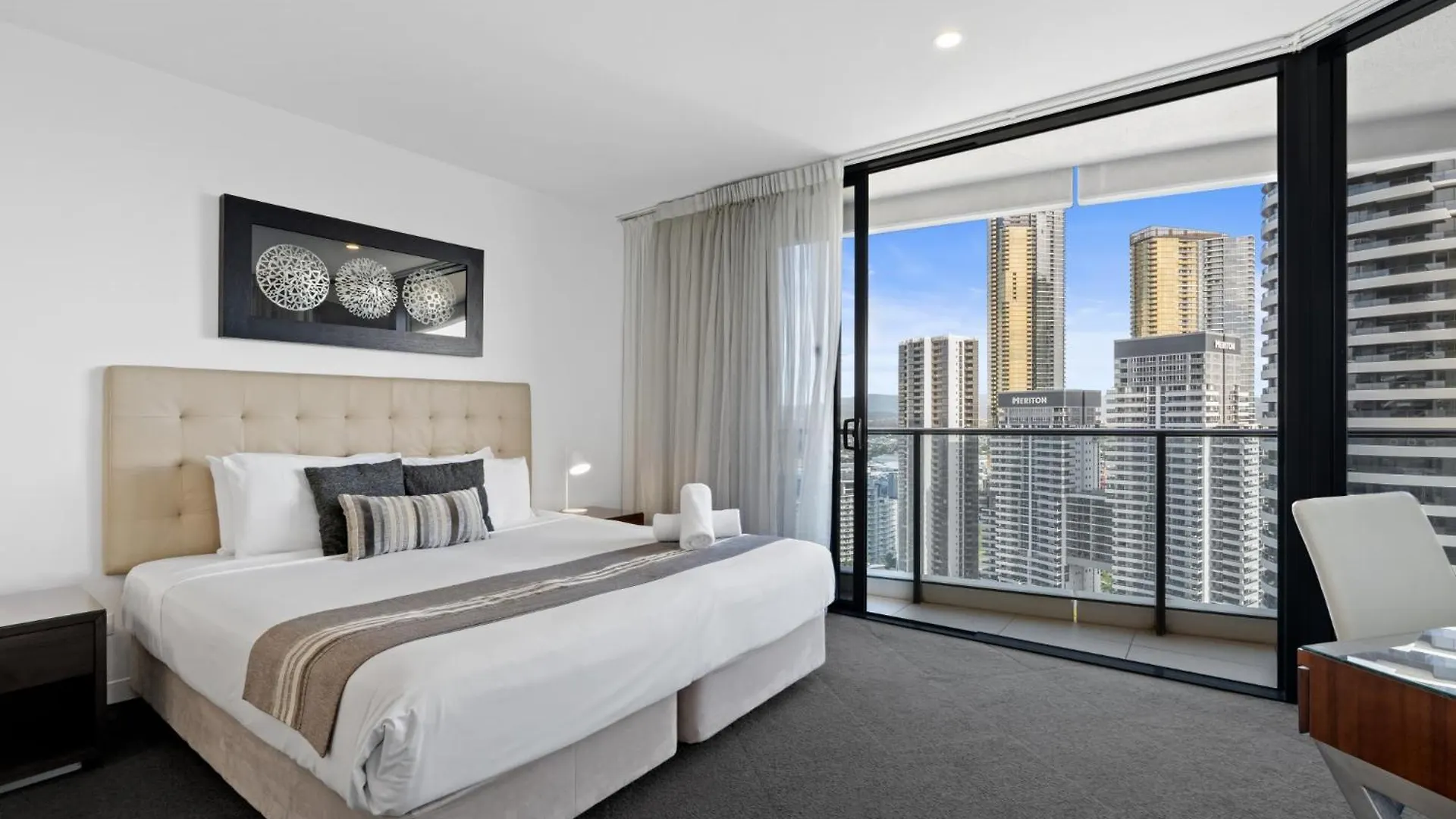 Oracle 2401 Daire Gold Coast